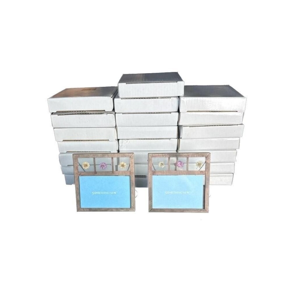 Set of 25 Something New Lavender Flowers Place Card Frame (TKB2422), New in Box